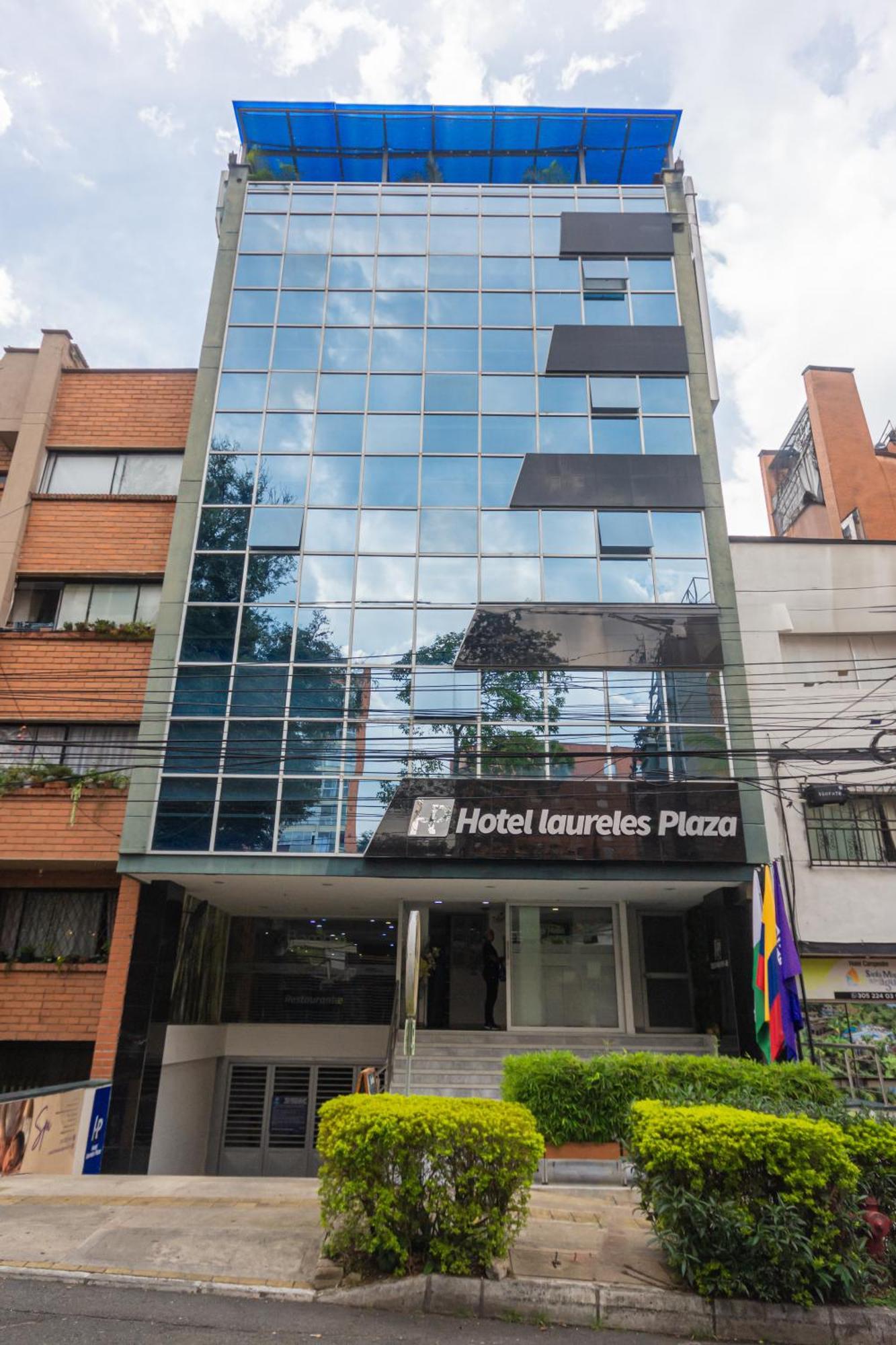 מדיין Hotel Laureles Plaza מראה חיצוני תמונה