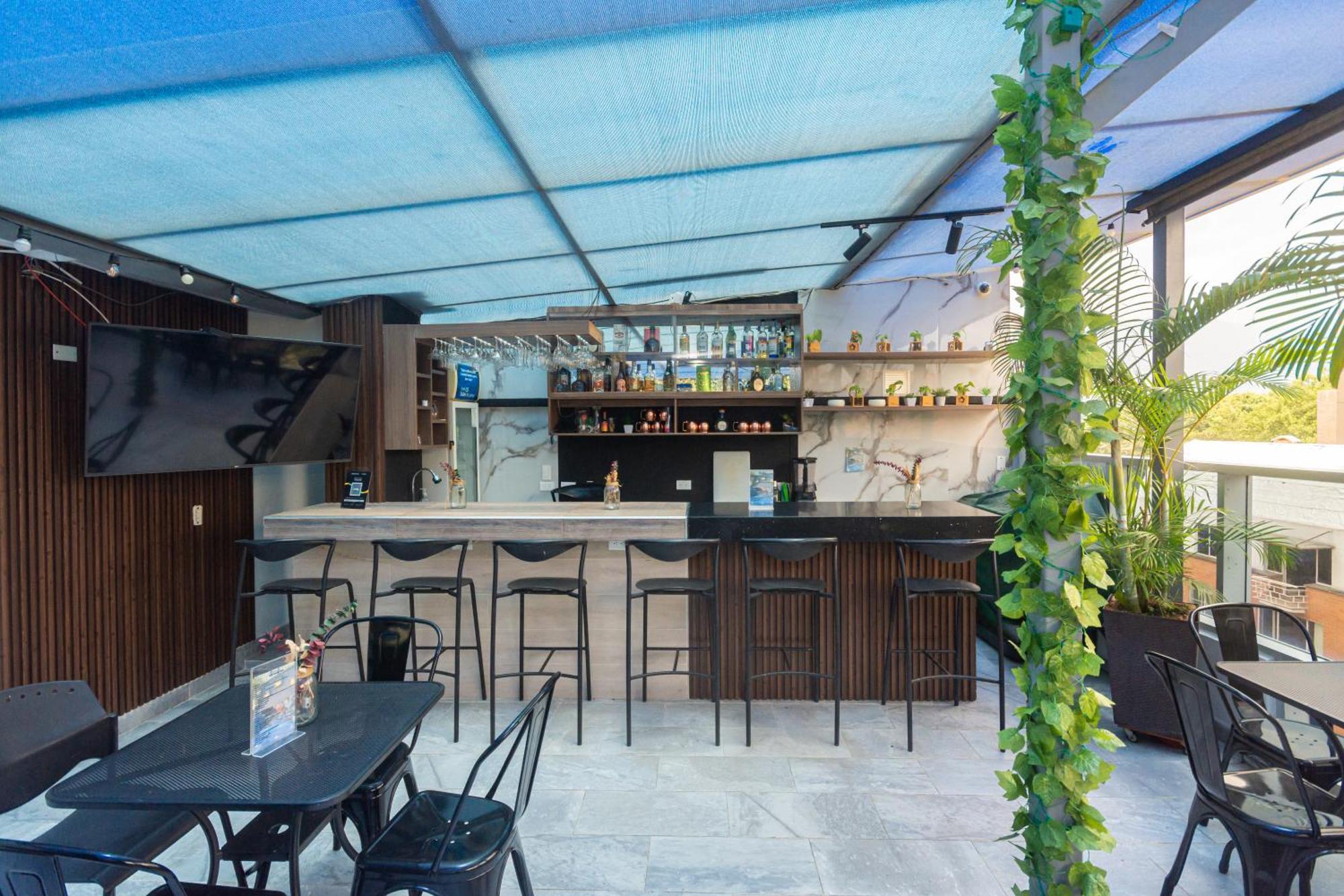 מדיין Hotel Laureles Plaza מראה חיצוני תמונה
