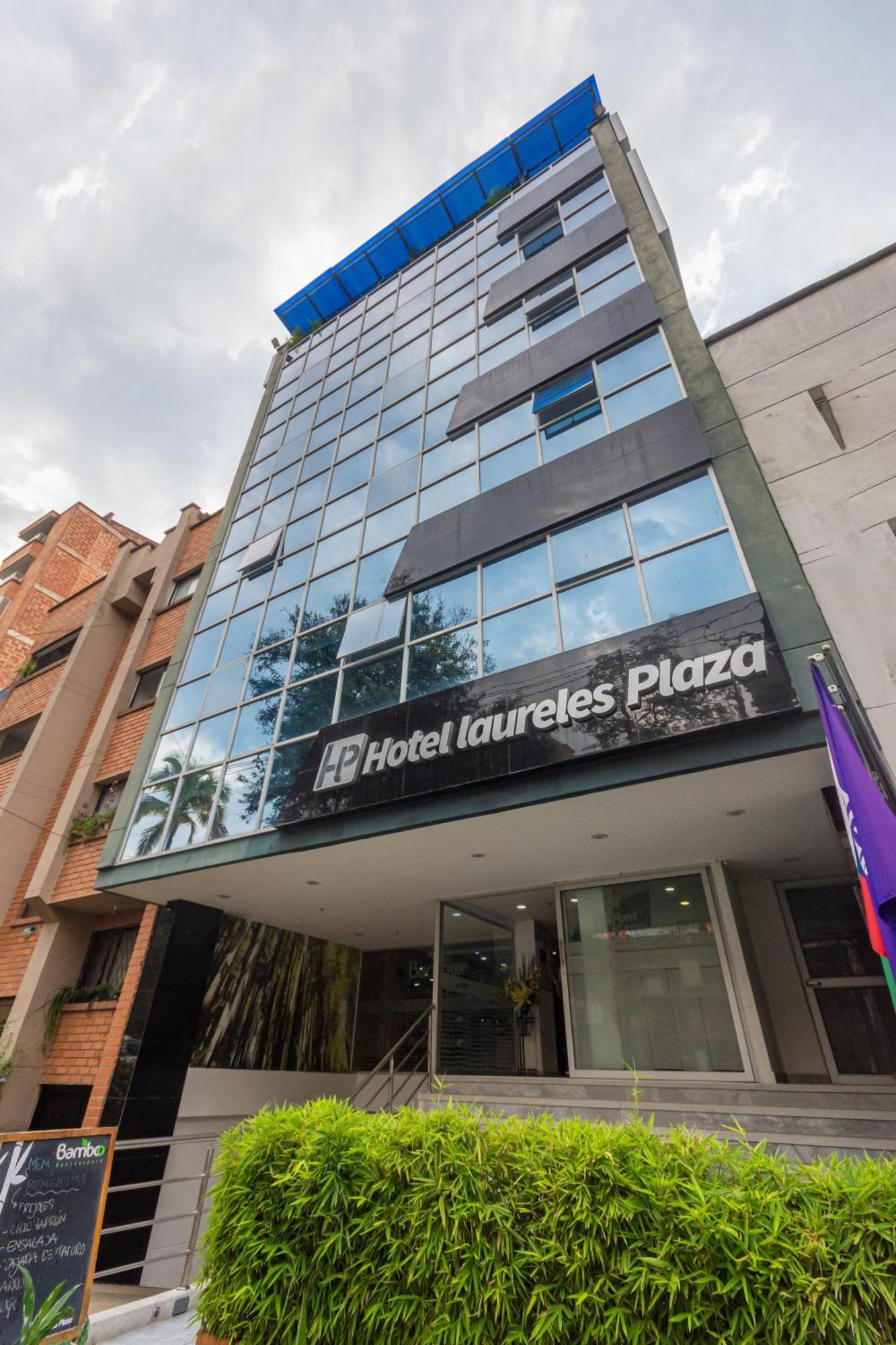 מדיין Hotel Laureles Plaza מראה חיצוני תמונה